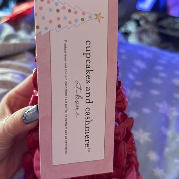 Cupcakes and Cashmere Red Pink Bow Christmas Tree - Picture 7 of 7